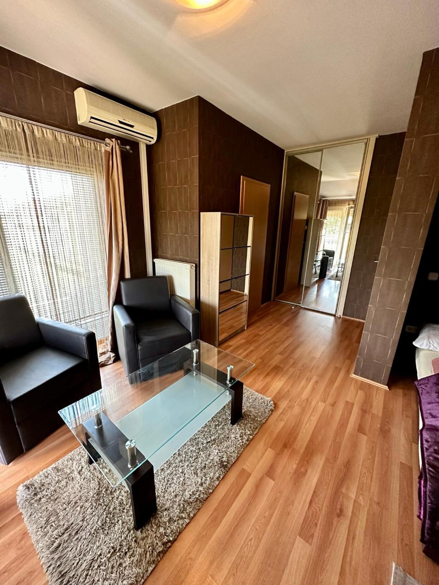 Velvet Motel Hegyeshalom Exterior foto